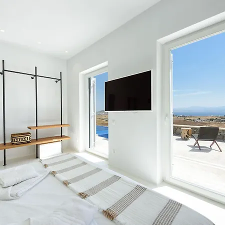 Di Lusso Villa, A Cycladic Seaview Sanctuary, By Thinkvilla Willa *