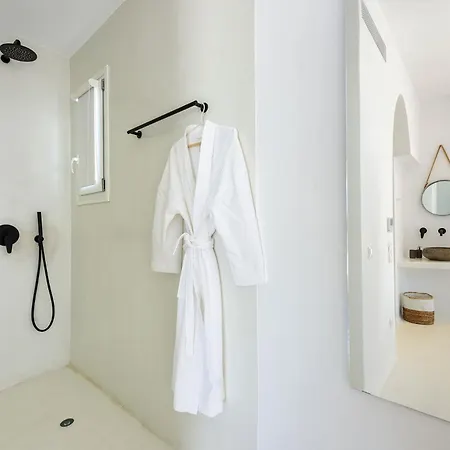 Di Lusso Villa, A Cycladic Seaview Sanctuary, By Thinkvilla Chrisi Akti (Paros)